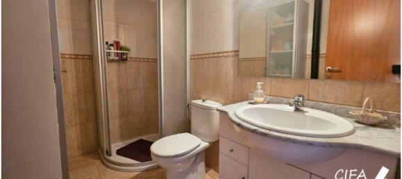 Adosado de 4 dormitorios en Castellón, Spain No. 163734 18