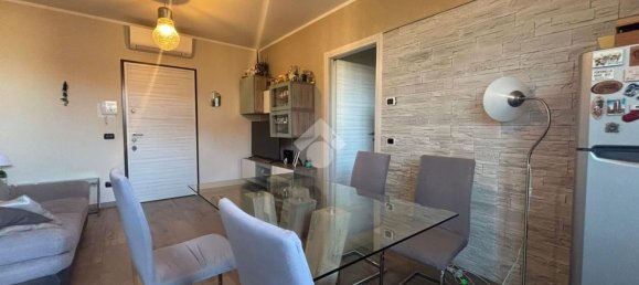 2 Schlafzimmer Wohnung in Casorate Primo, Italy, Nr. 360863 16