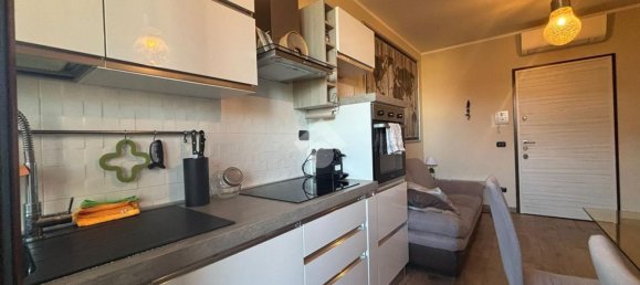 2 Schlafzimmer Wohnung in Casorate Primo, Italy, Nr. 360863 10