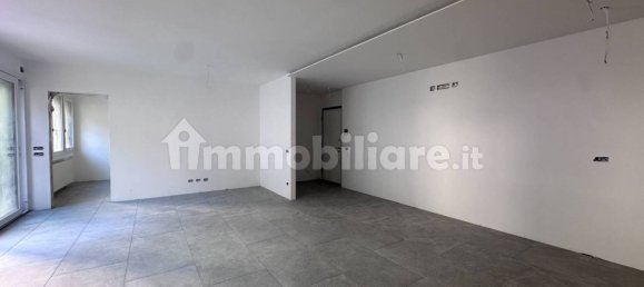Apartamento de 3 dormitorios en Mezzolombardo, Italy No. 124163 15