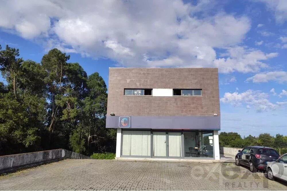 317m² Commercial property in Esgueira, Portugal No. 201325