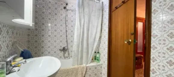3 Schlafzimmer Wohnung in Chartered Community of Navarre, Spain, Nr. 119035 13