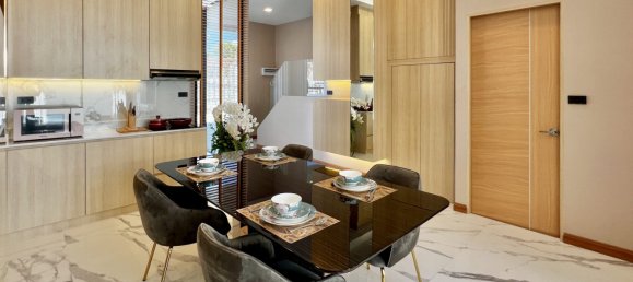 4 bedrooms House in Pattaya, Thailand No. 26559 12