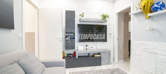 Квартира с 2 комнатами в Кассано д’Адда, Италия № 20357 5