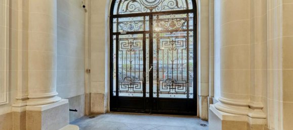 3 bedrooms Villa in Paris, France No. 179239 21