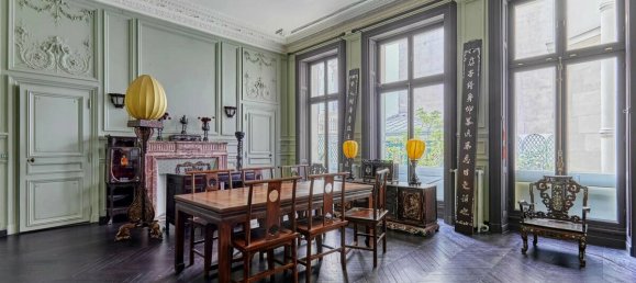 3 bedrooms Villa in Paris, France No. 179239 2