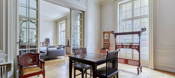3 bedrooms Villa in Paris, France No. 179239 5