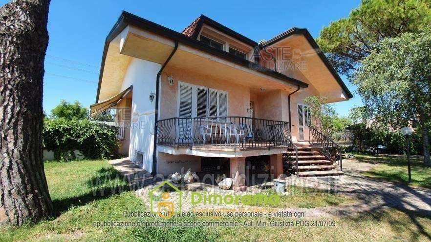 3 Schlafzimmer Villa in Misano Adriatico, Italy, Nr. 11460