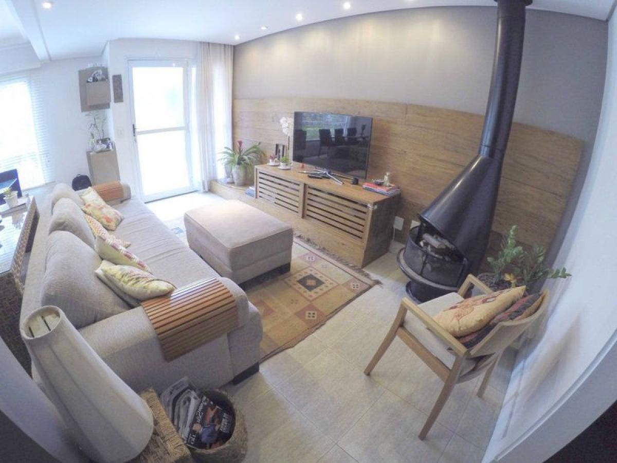 Casa de 3 dormitorios en Sao Paulo, Brazil No. 489211