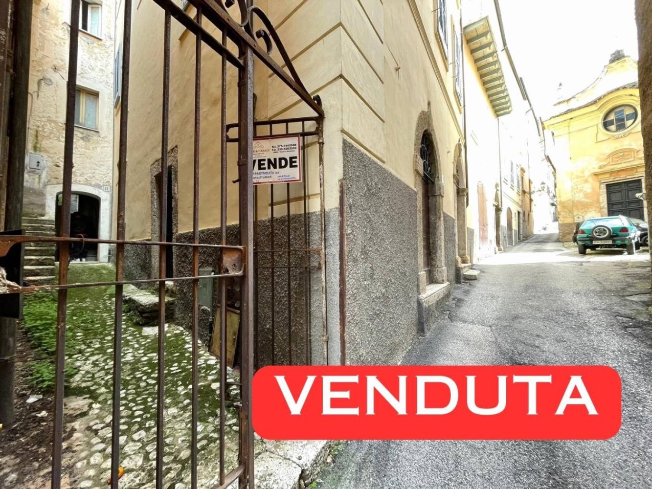 Casa de 3 dormitorios en Arpino, Italy No. 75982