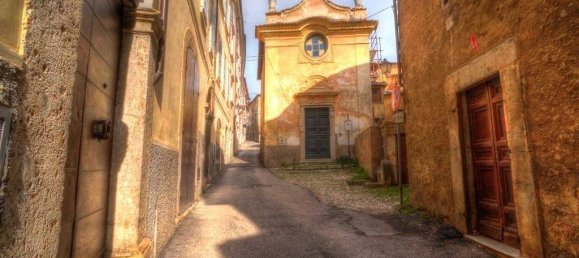 Casa de 3 dormitorios en Arpino, Italy No. 75982 2