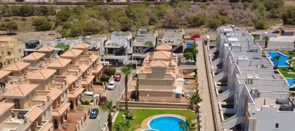 Таунхаус с 3 спальнями в Аликанте, Испания № 190755 8