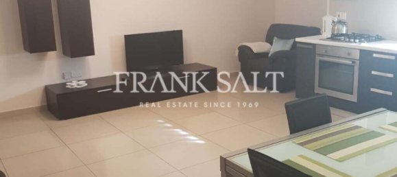 3 bedrooms Apartment in Iklin, Malta No. 10525 3