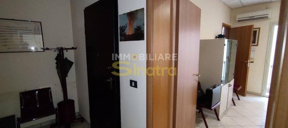 6 rooms House in Paternò, Italy No. 109373 6