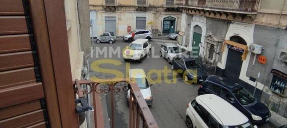 6 rooms House in Paternò, Italy No. 109373 4