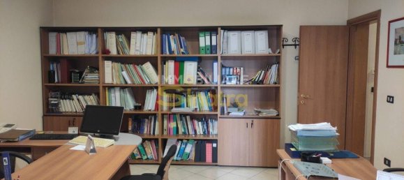 6 rooms House in Paternò, Italy No. 109373 12