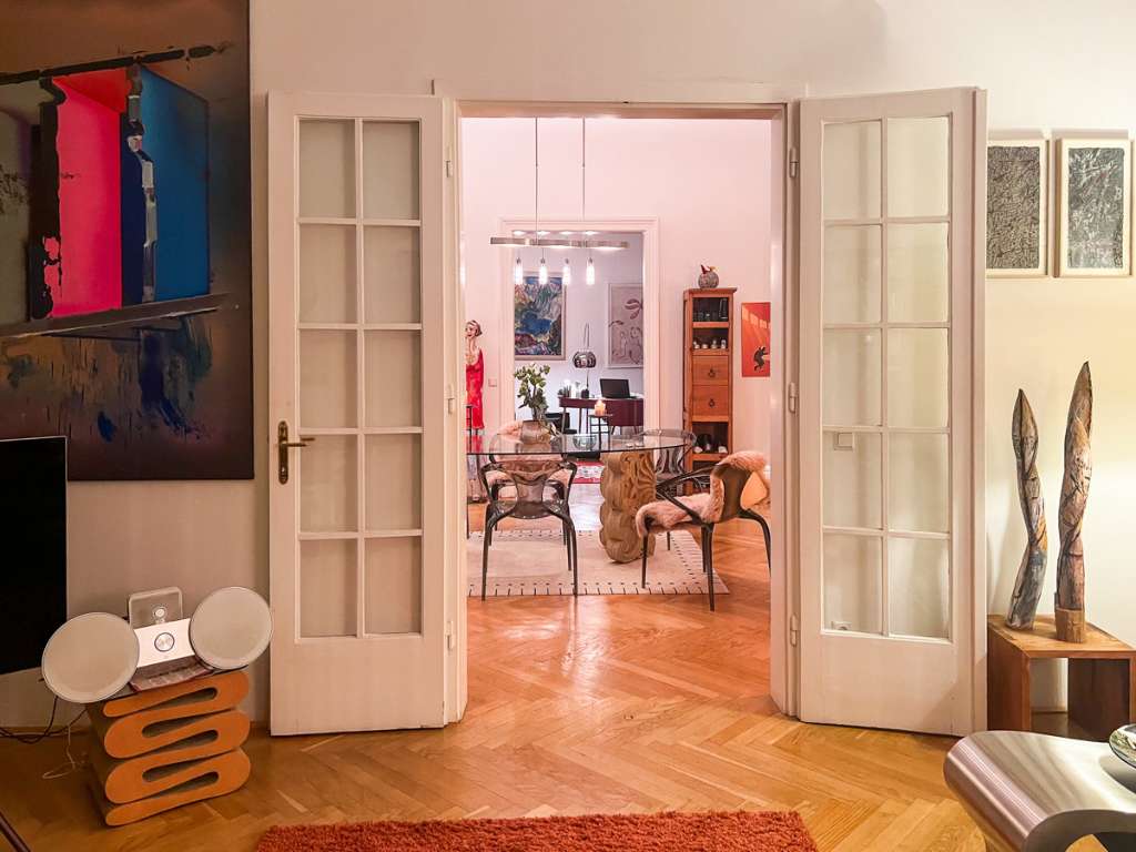 4 rooms Apartment in Mariahilf, Austria No. 89495