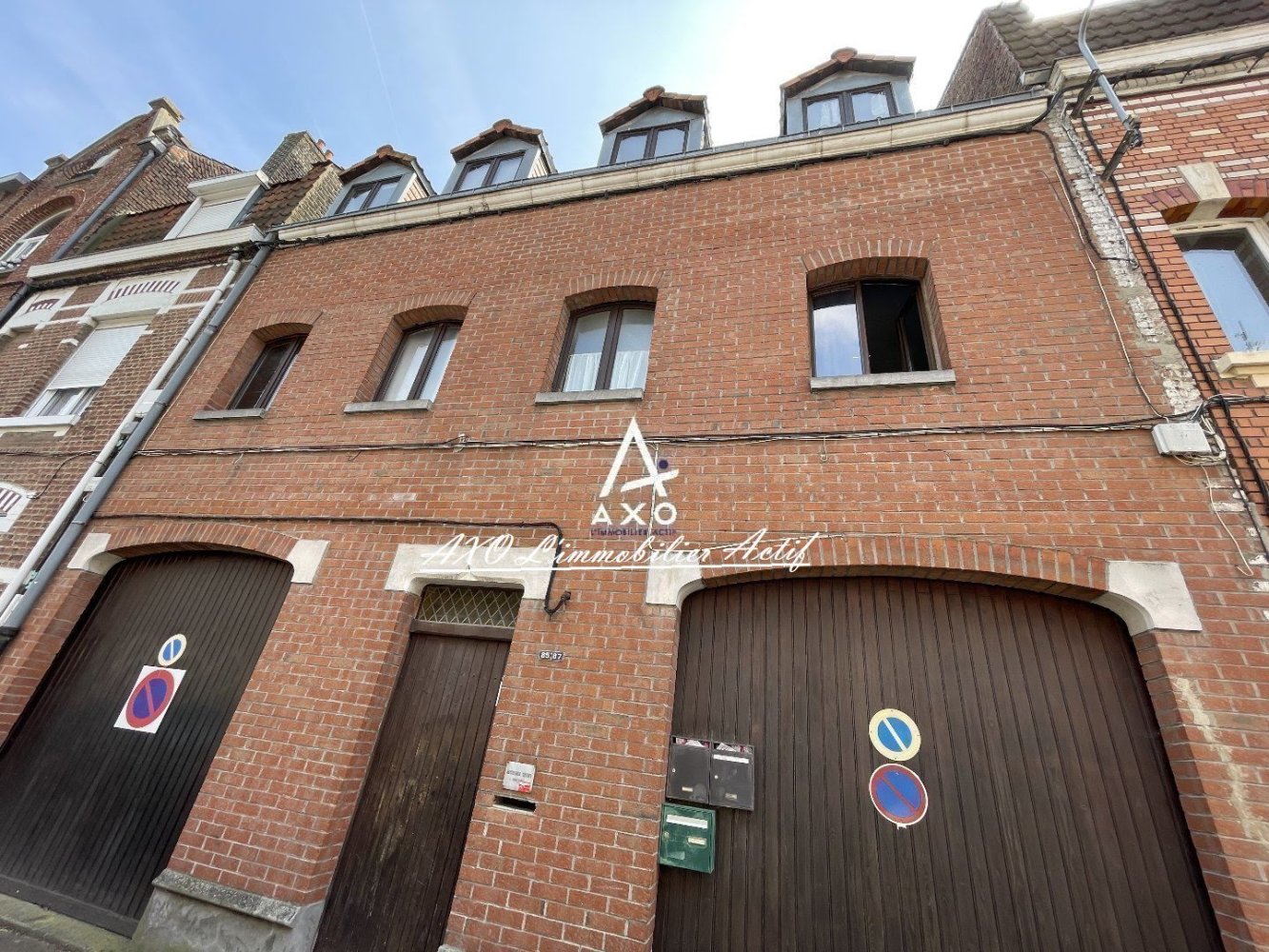 Garage in Lille, France 215m², Nr. 64787