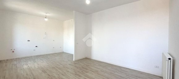 Casa T5 em Montemurlo, Italy N.º 323166 16