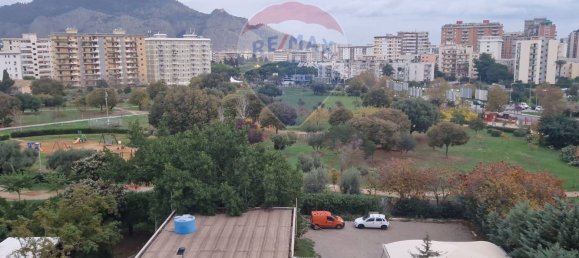 2 chambres Appartement à Palermo, Italy No. 169693 9