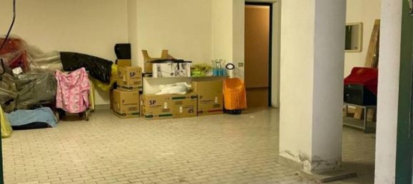 Квартира с 5 комнатами в Лезмо, Италия № 167598 37