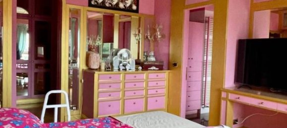 Квартира с 5 комнатами в Лезмо, Италия № 167598 19