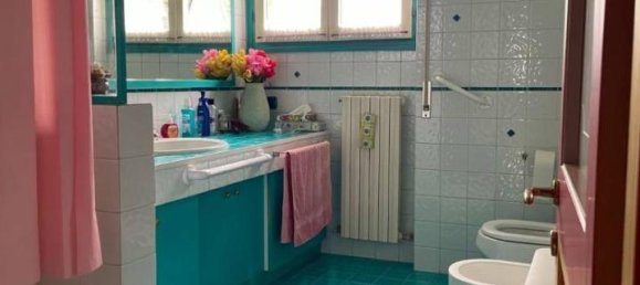 Квартира с 5 комнатами в Лезмо, Италия № 167598 14