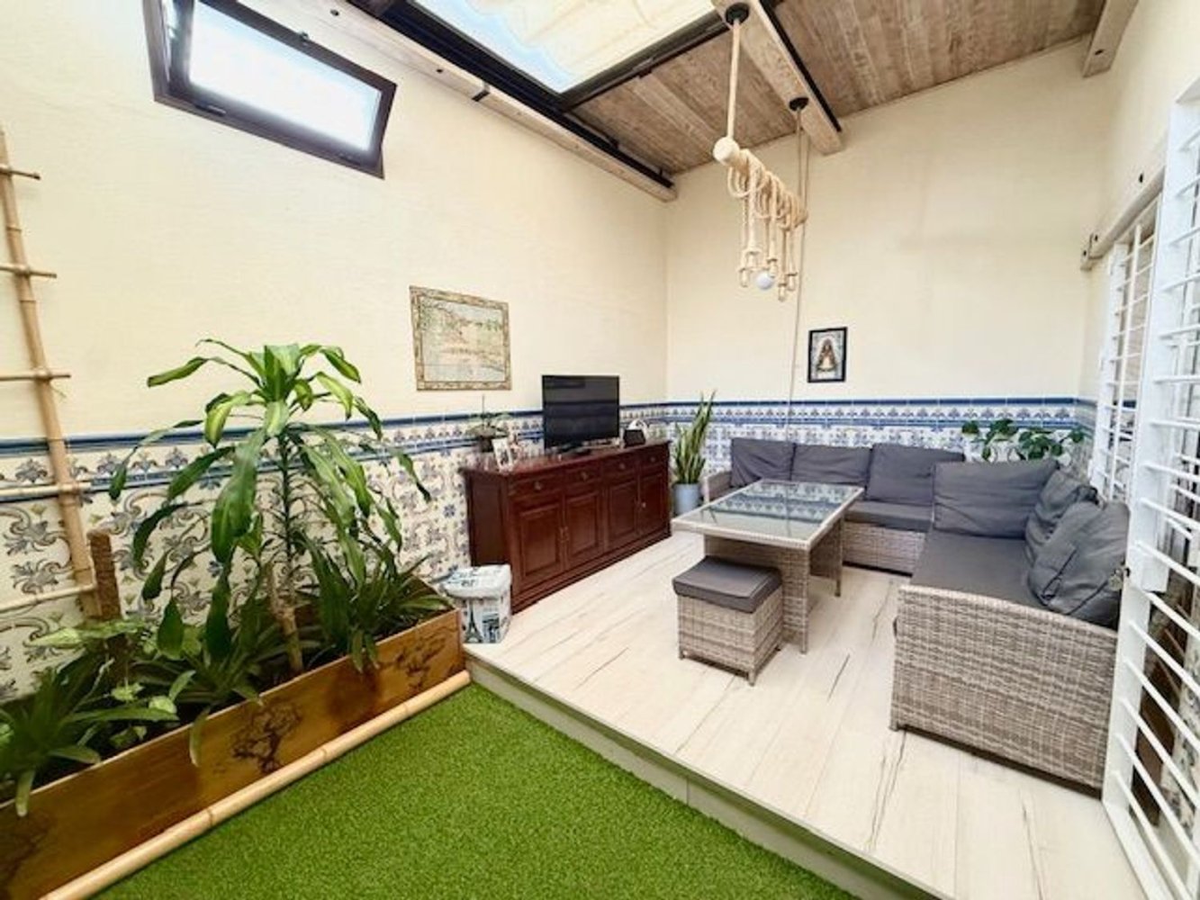 4 غرف نوم منزل في Andalusia, Spain رقم 143211