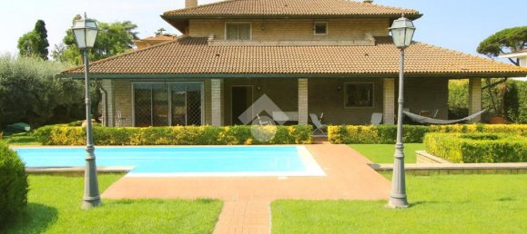 Вилла с 5 спальнями в Анцио, Италия № 381025 2