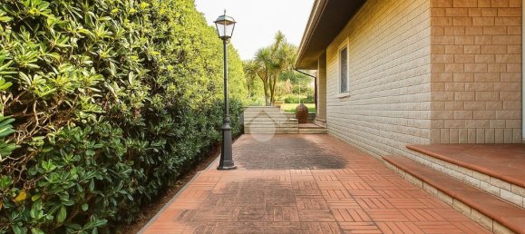 Вилла с 5 спальнями в Анцио, Италия № 381025 37