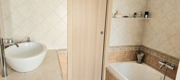 Apartamento T3 em Genoa, Italy N.º 278329 45