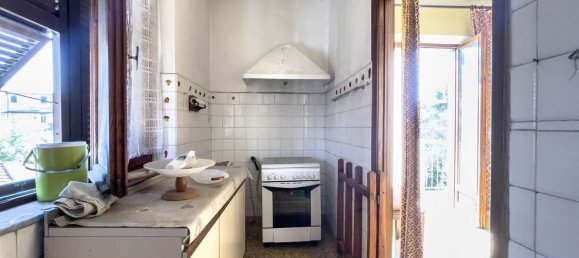 6-Zimmer Wohnung in Sarzana, Italy, Nr. 229914 9