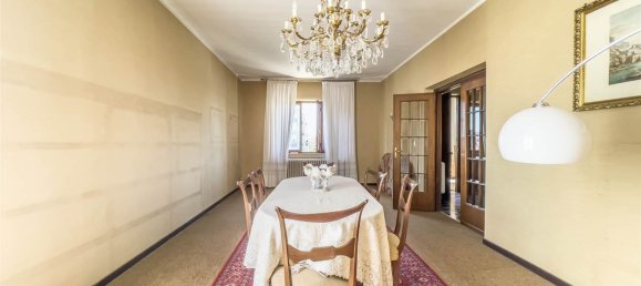 6-Zimmer Wohnung in Sarzana, Italy, Nr. 229914 2