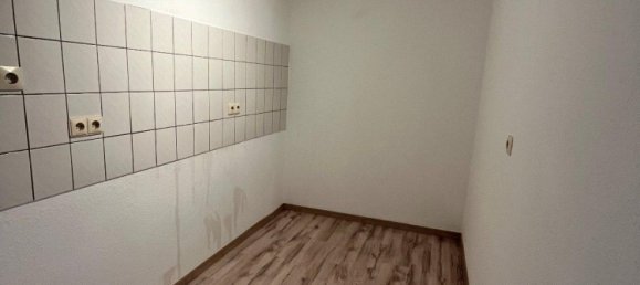 Edifício de 11 divisões em Neunkirchen, Germany N.º 78105 8