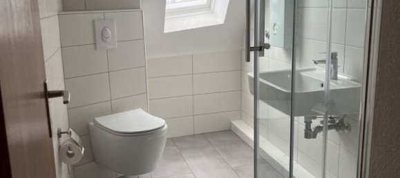 Edifício de 11 divisões em Neunkirchen, Germany N.º 78105 9