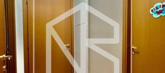 3 rooms Apartment in Rome, Italy No. 105932 9