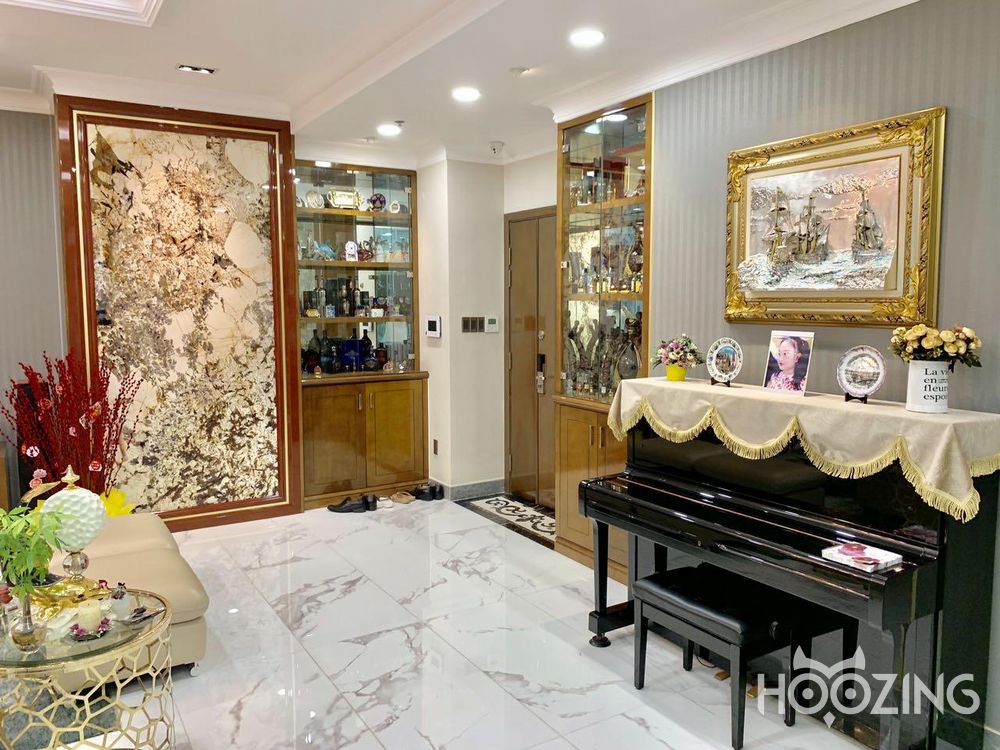 5 bedrooms Penthouse in Binh Thanh, Vietnam No. 18413