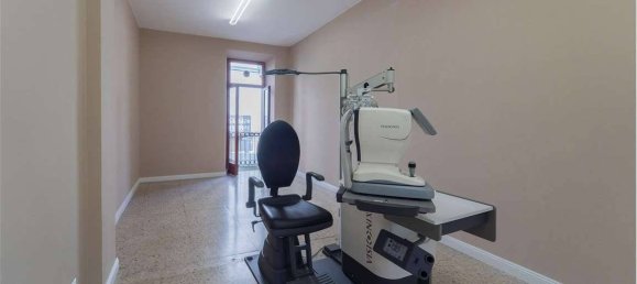 5 rooms Commercial property in Novara, Italy No. 215654 8
