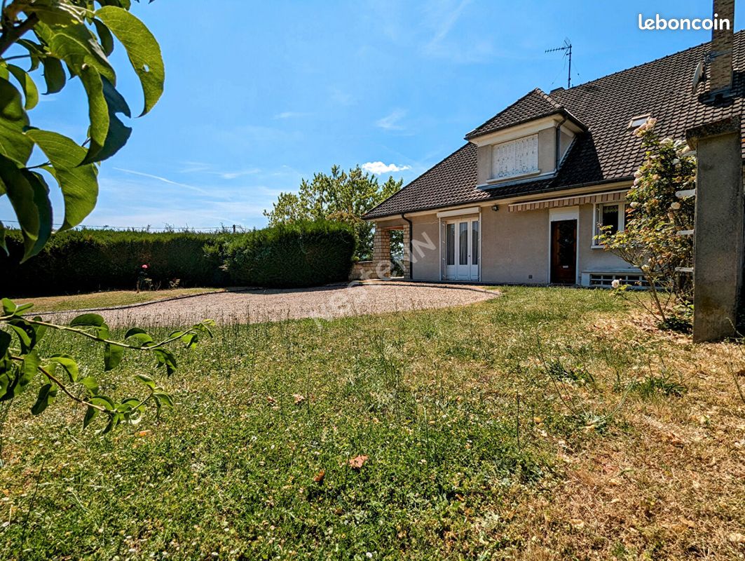 Casa de 5 dormitorios en Beaurieux, France No. 155120