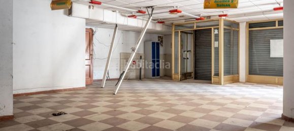 253m² Commercial property in Granada, Spain No. 180705 12