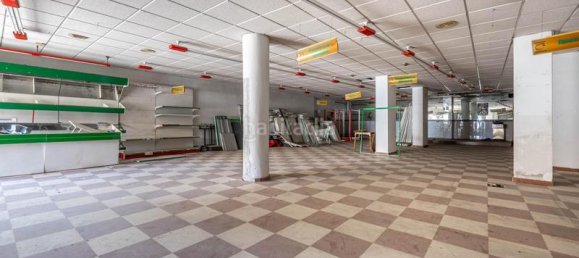 253m² Commercial property in Granada, Spain No. 180705 16