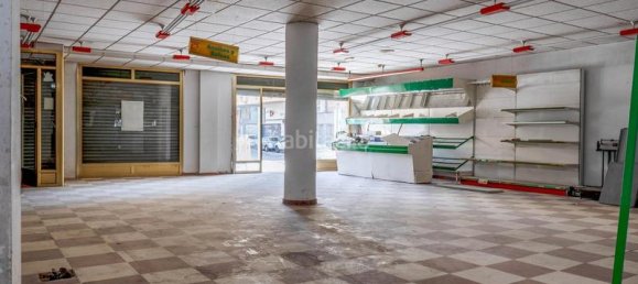 253m² Commercial property in Granada, Spain No. 180705 10