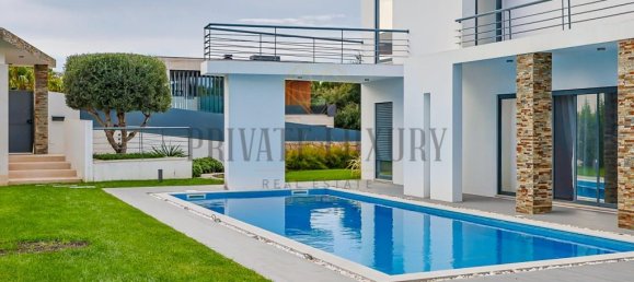 Casa de 4 dormitorios en Cascais, Portugal No. 129485 2