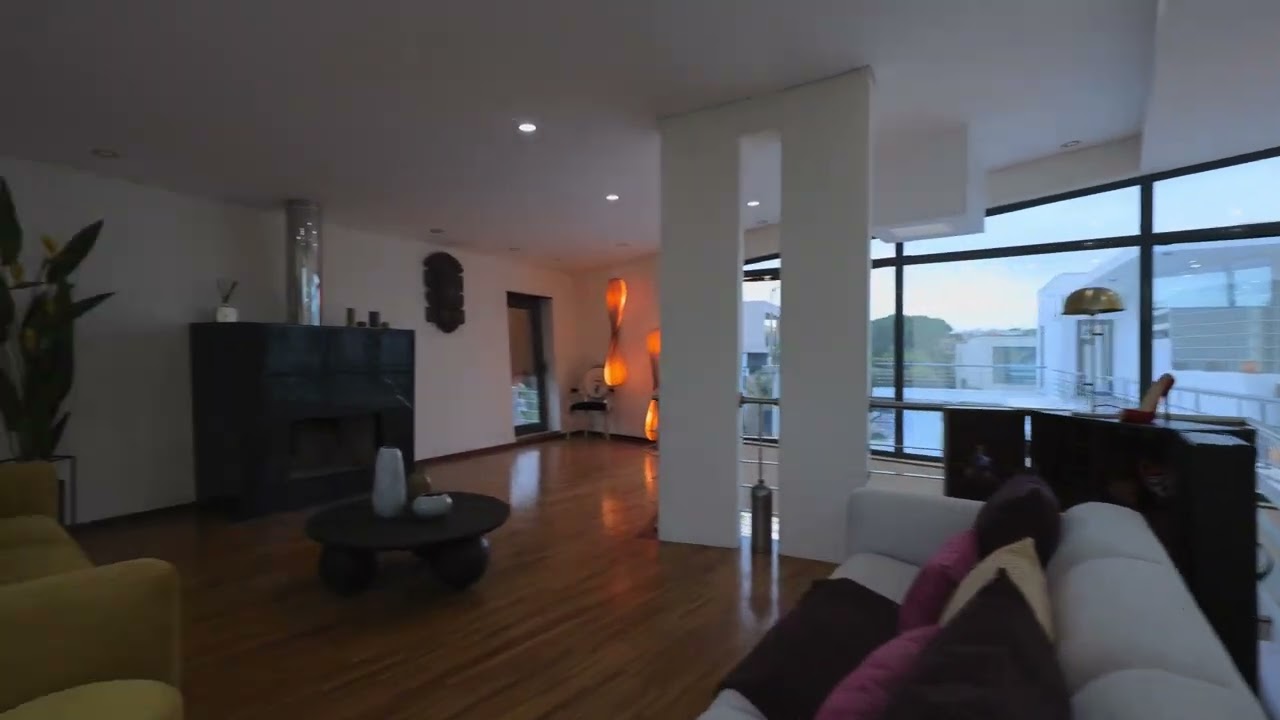 Casa de 4 dormitorios en Cascais, Portugal No. 129485