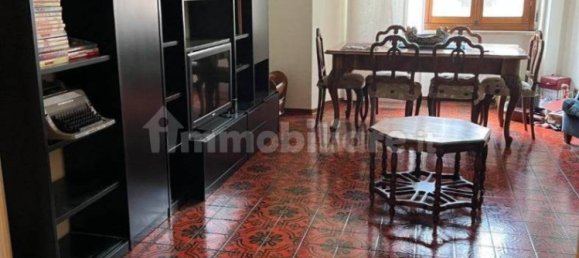 2 bedrooms Apartment in Turin, Italy No. 360322 9
