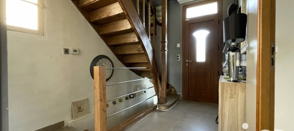 3 bedrooms House in Beauchamp, France No. 352703 7