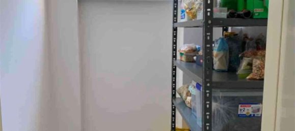 5-salle Appartement à Limbiate, Italy No. 271922 9