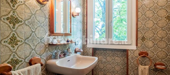 Villa de 4 dormitorios en Longiano, Italy No. 320024 16