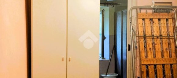 3 rooms House in Varano de' Melegari, Italy No. 54669 8