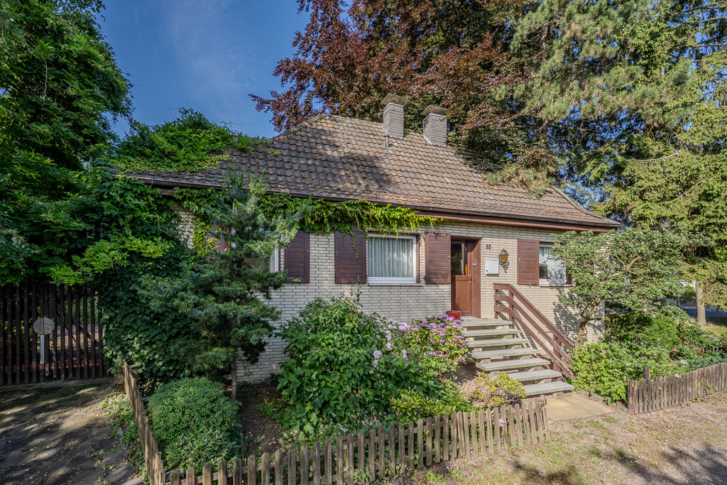 1 غرف نوم قطعة أرض في Krefeld, Germany رقم 245389